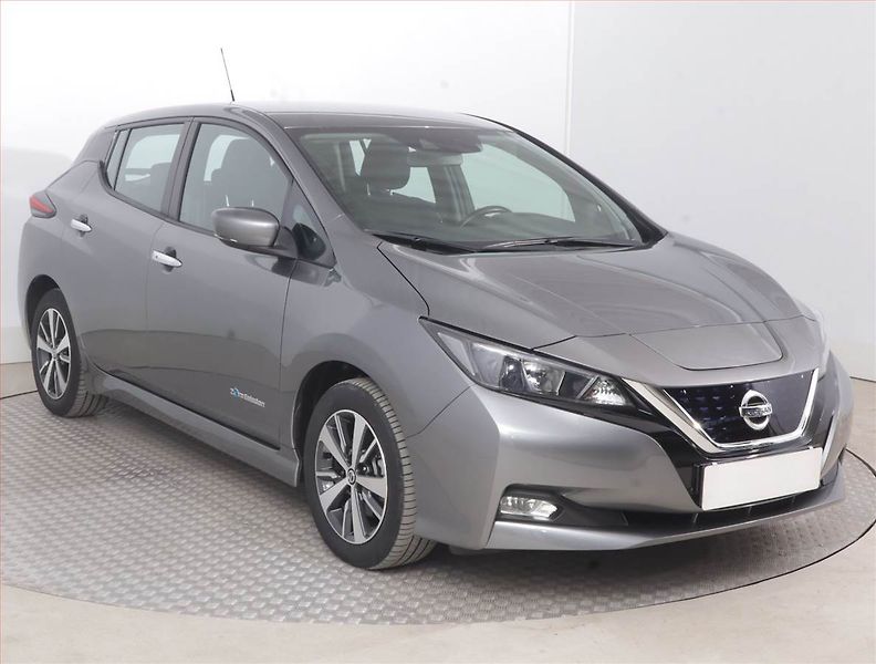 Nissan Leaf (2021) 40 kWh, SoH 93%, Automat - fotografie inzerátu