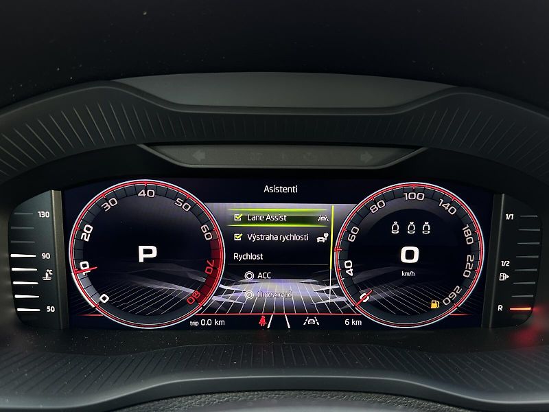 Škoda Karoq 1.5TSi DSG 150PS Sportline Mat - fotka 20 z 46