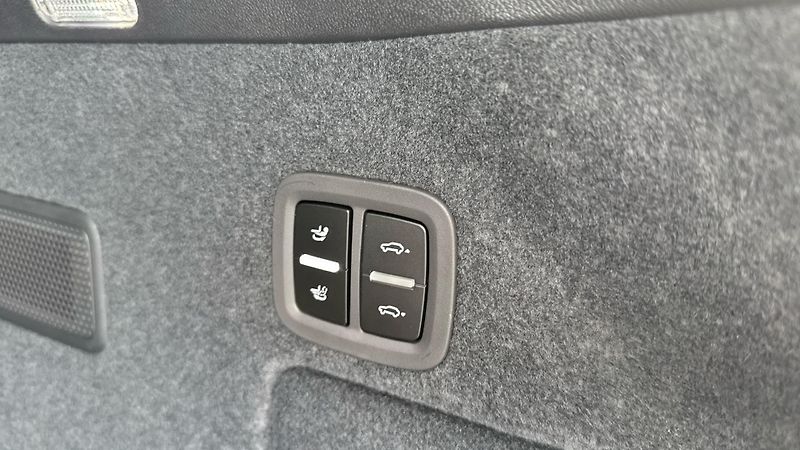 Porsche Cayenne E Hybrid Coupé - fotka 29 z 30
