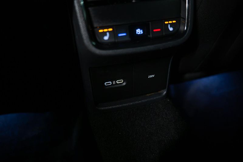 Škoda Octavia (2021) RS 147 KW 4X4  - fotka 44 z 47