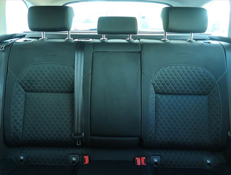 Škoda Superb (2019) Style 2.0 TDI, Serv.kniha - fotka 10 z 26