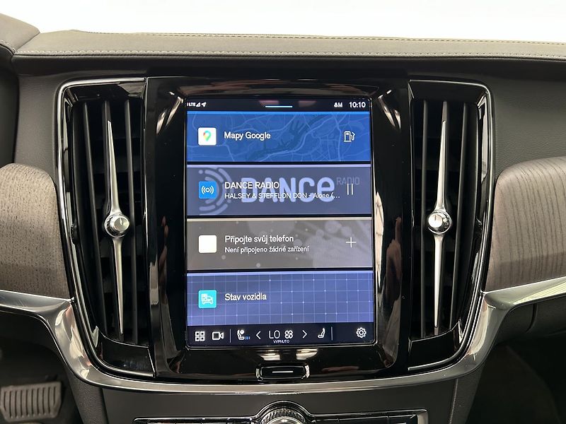 Volvo S90 2.0 B5 4x4 PLUS - fotka 25 z 31