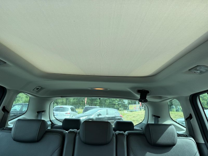 Opel Zafira 2.0 CDTi TOURER 7 MIST - fotka 19 z 24