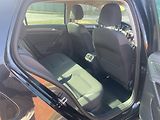 Volkswagen Golf 1.6TDi,PLNÁ VÝB.SUPER STAV!! - náhled 35