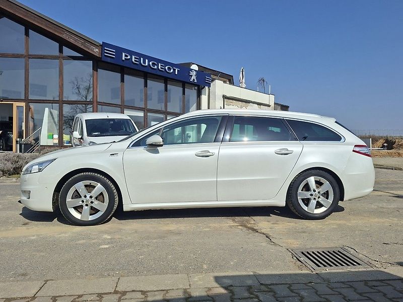 Peugeot 508 SW GT 2.2 HDI 204k AUT6 - fotka 4 z 27