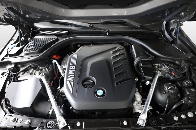 BMW Řada 5 540d xDrive Sedan - fotka 9 z 26