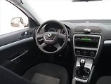 Škoda Octavia (2010) 1.6 TDI - náhled 7