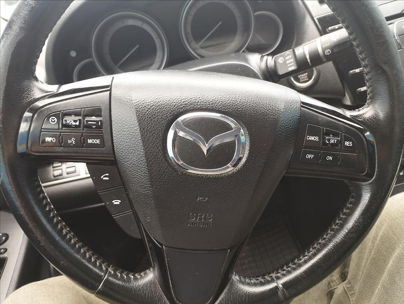 Mazda 6 2,2 D 120KW - fotka 14 z 18