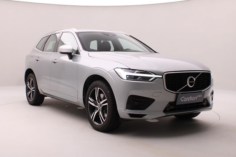 Volvo XC60 D4 AWD R-DESIGN REZERVACE - fotka 14 z 44