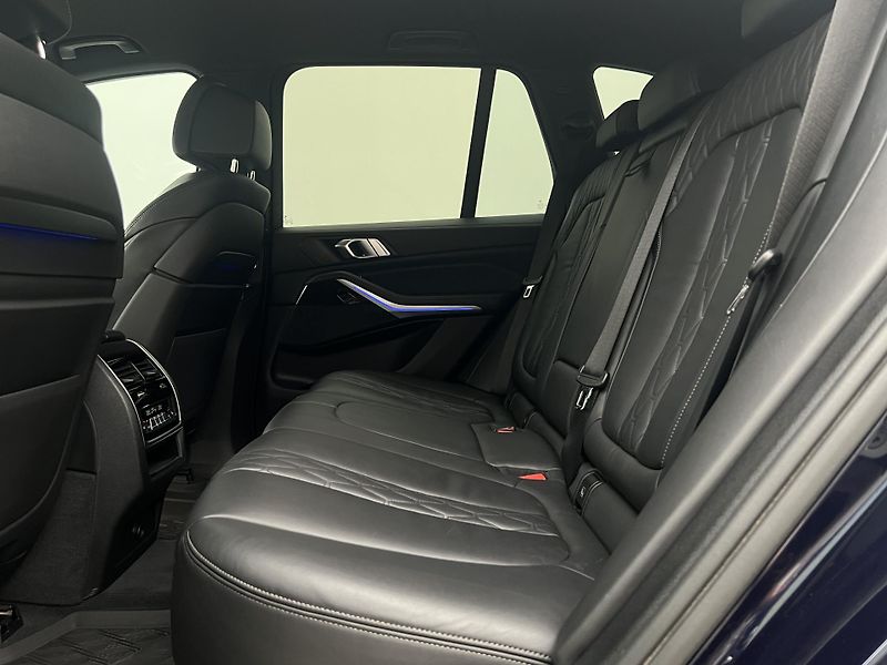 BMW X5 XDrive 30d M-Paket AUT CZ - fotka 6 z 50