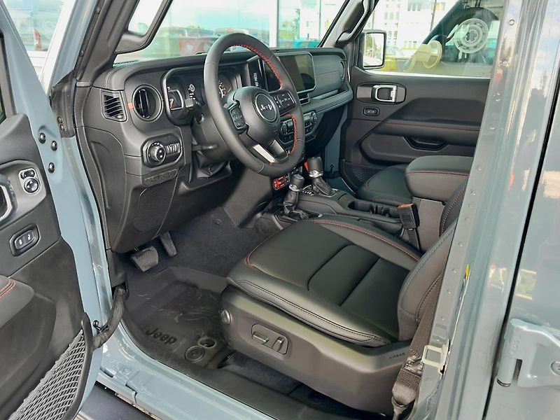 Jeep Wrangler (2026) Unlimited 2,0T  Rubicon ČR - fotka 20 z 38