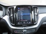 Volvo XC60 (2017) R-Design D4 AWD - náhled 12