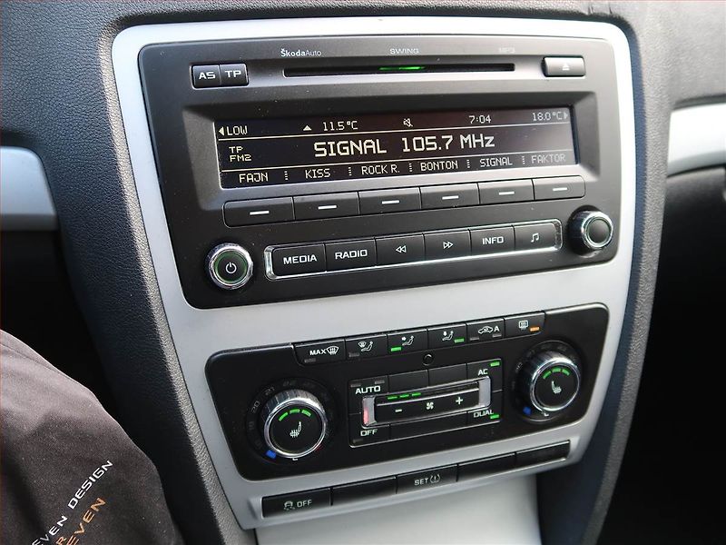 Škoda Octavia (2010) 1.4 TSI, Serv.kniha, Tempomat - fotka 12 z 16