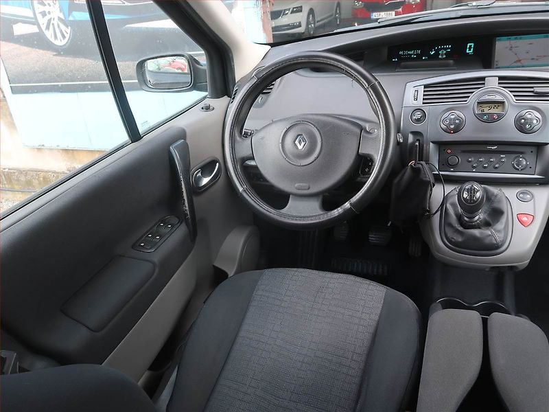Renault Scénic (2007) 1.6 16V, po STK, Tažné - fotka 7 z 17
