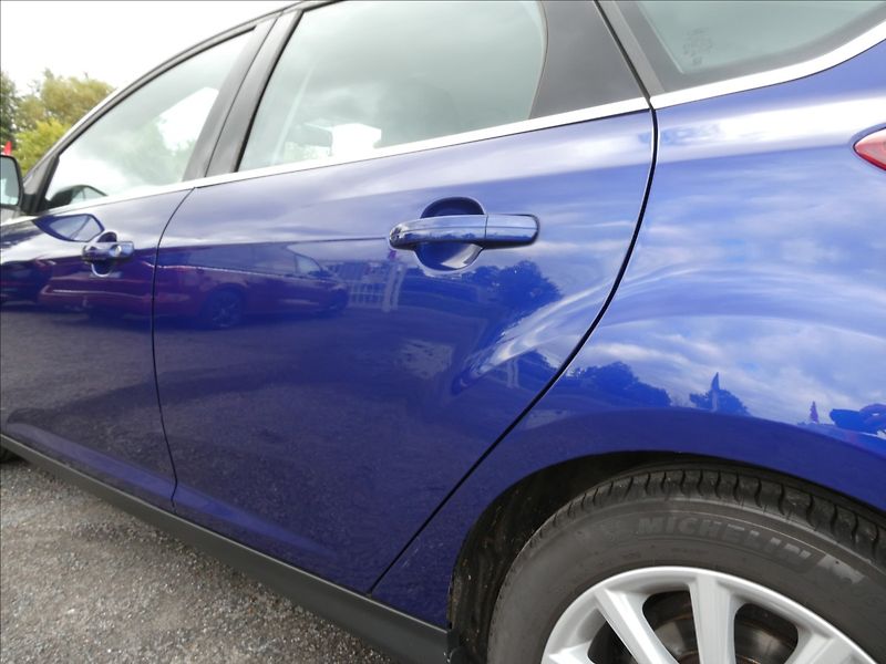 Ford Focus 1,5 110kW 1.MAJITEL, SERVISKA - fotka 16 z 48