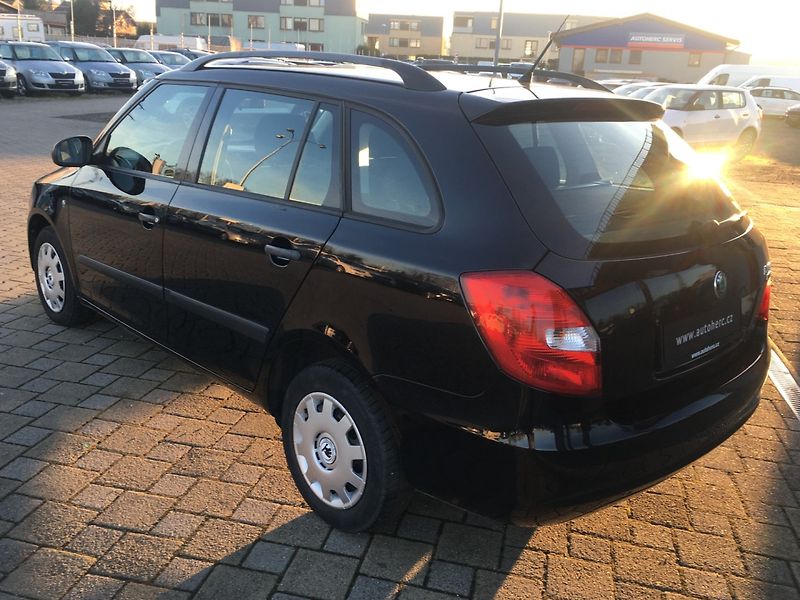Škoda Fabia (2010) II Kombi 1.4 TDi - fotka 5 z 16