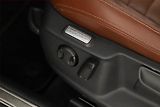 Volkswagen Passat (2015) Highline 2.0 TDI, Tempomat - náhled 17