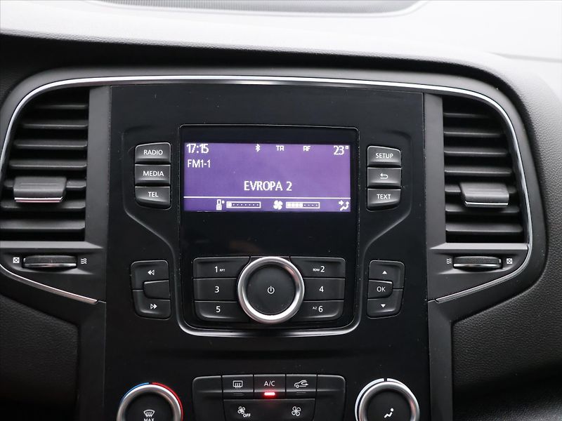 Renault Mégane 1,6 SCe 84kW Life Grandtour CZ - fotka 21 z 32