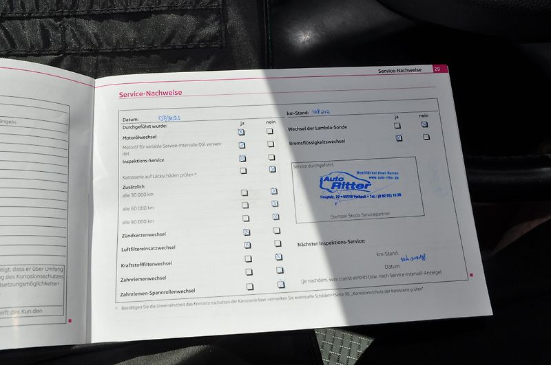 Škoda Superb II 2.0TDi 103kW KOMBI Panorama - fotka 19 z 19