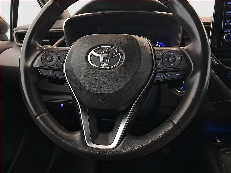 Toyota Corolla (2021) 2.0 Hybrid, Automat - fotka 17 z 17