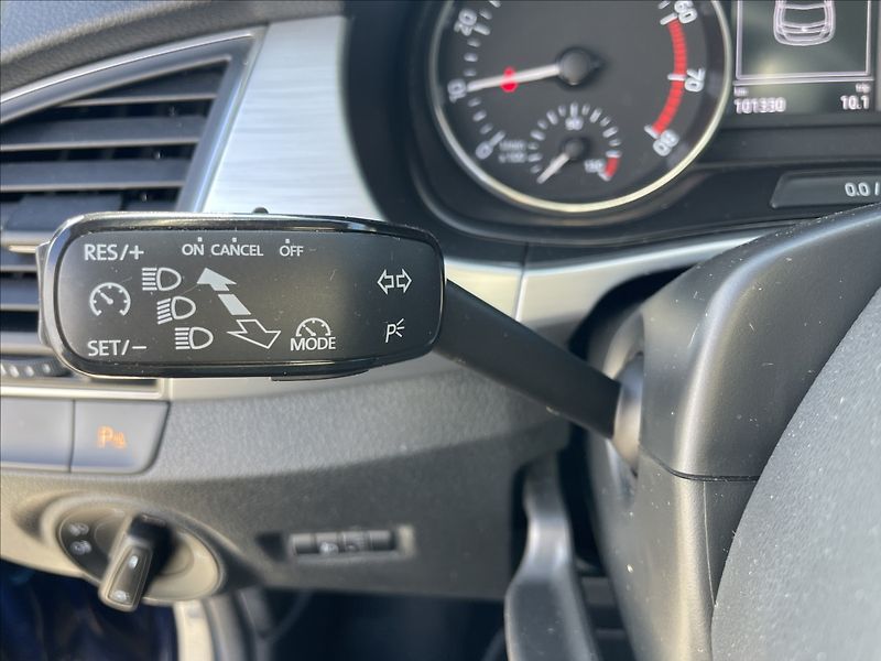 Škoda Fabia 1,0 TSi 70kw DRIVE GPS LED Kli - fotka 15 z 32