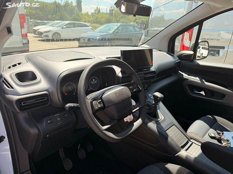 Fiat Dobló (2026) QuboL Icon 1.5 BlueHDI 130k MT - fotka 13 z 14