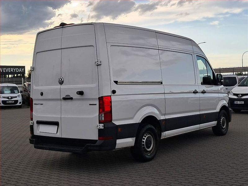 Volkswagen Crafter (2023) 2.0 TDI, L3H3, ČR, 1Maj - fotka 5 z 21