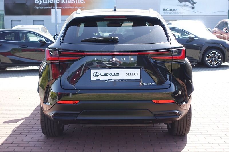 Lexus NX 350h NX350h Prestige 4x4 - fotka 6 z 36