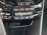 Peugeot 2008 (2019) 1.2 PT, Crossway, panor, navi - náhled 14