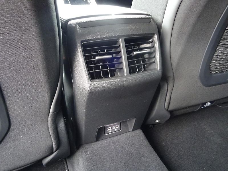 Peugeot 508 (2023) SW ALLURE PACK 1.5 130k EAT8 - fotka 18 z 50
