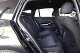BMW Řada 3 320d xDrive Touring - náhled 21