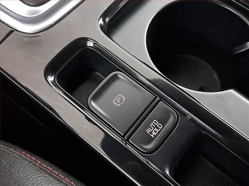 Kia Ceed (2019) 1.6 T-GDI GT, Automat - fotka 16 z 23
