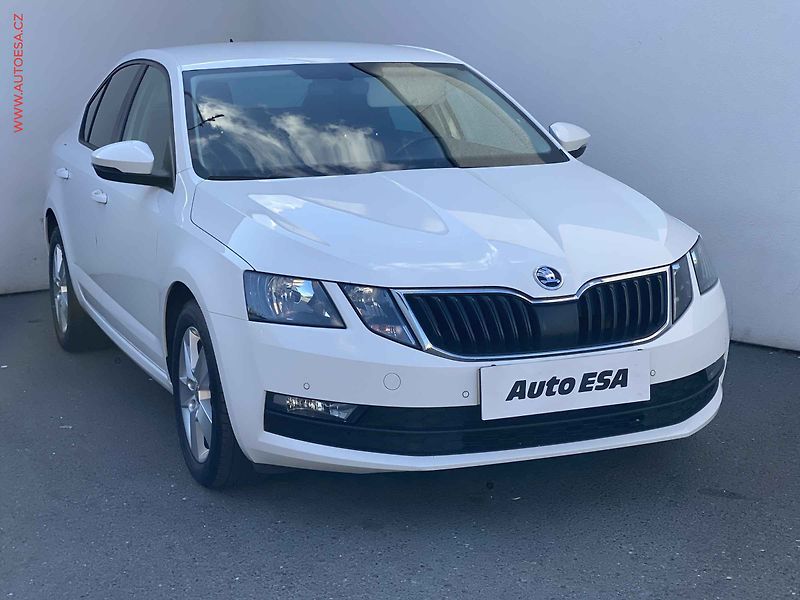 Škoda Octavia (2019) 1.6 TDI, ČR, Ambition Plus - fotografie inzerátu