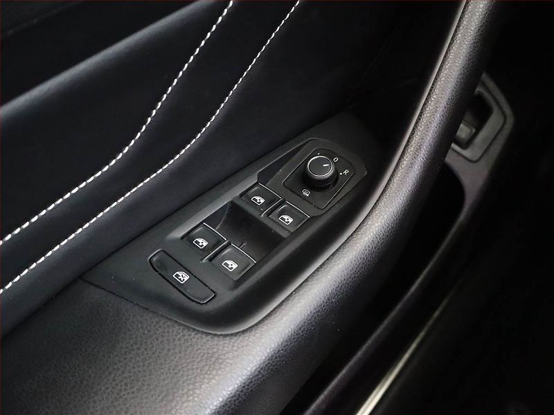 Volkswagen Passat (2020) 2.0 TDI - fotka 18 z 22