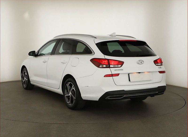 Hyundai i30 (2021) 1.6 CRDi, ČR,1.maj, Serv.kniha - fotka 3 z 19