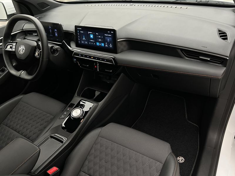 MG MG3 EXCLUSIVE HYBRID+ AUT CZ 1.maj - fotka 20 z 41