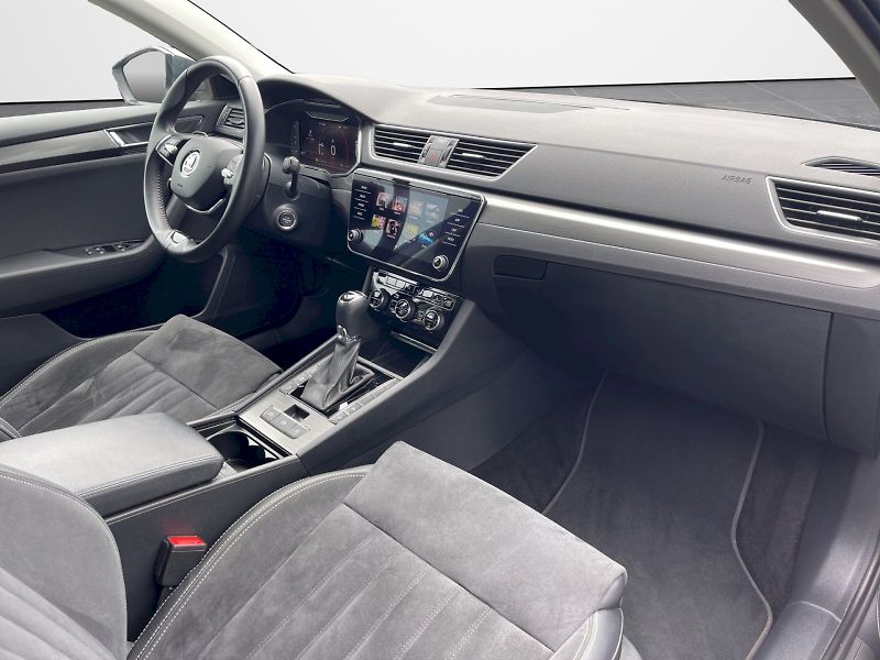 Škoda Superb (2022) 2.0 TDI 147kW DSG Style Plus c - fotka 21 z 35