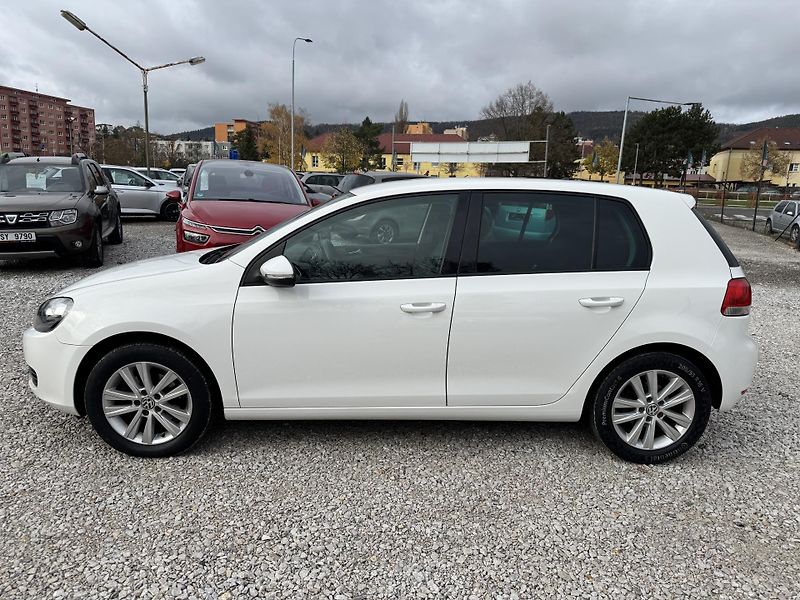 Volkswagen Golf 1,4TSi,rezervace - fotka 7 z 34