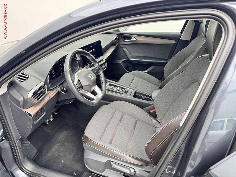 Seat Leon (2021) 2.0 TDi, Xcellence, DSG, TZ - fotka 10 z 17