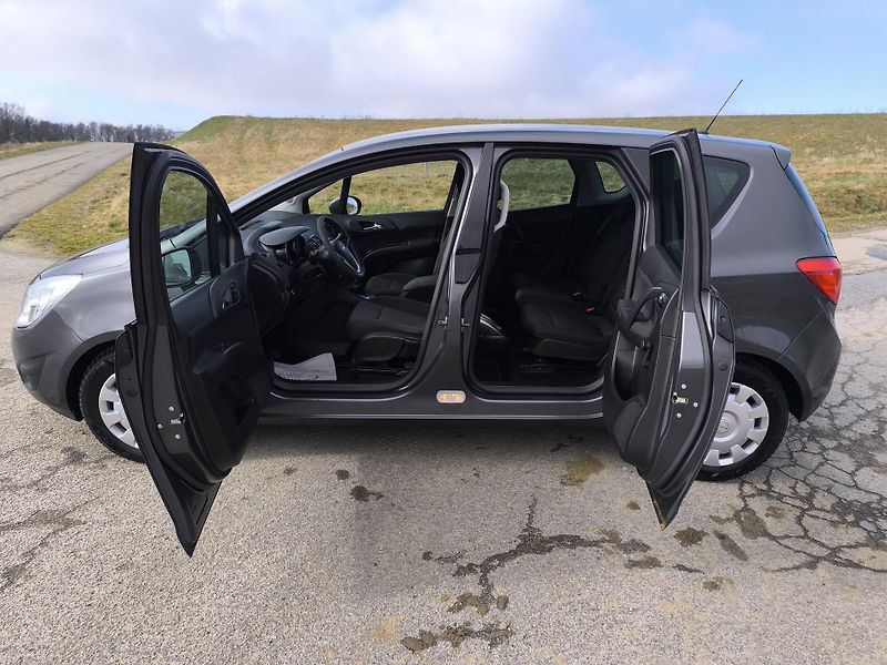 Opel Meriva (2011) 1.4  1.MAJITEL, DOLOŽENÉ KM - fotka 12 z 28
