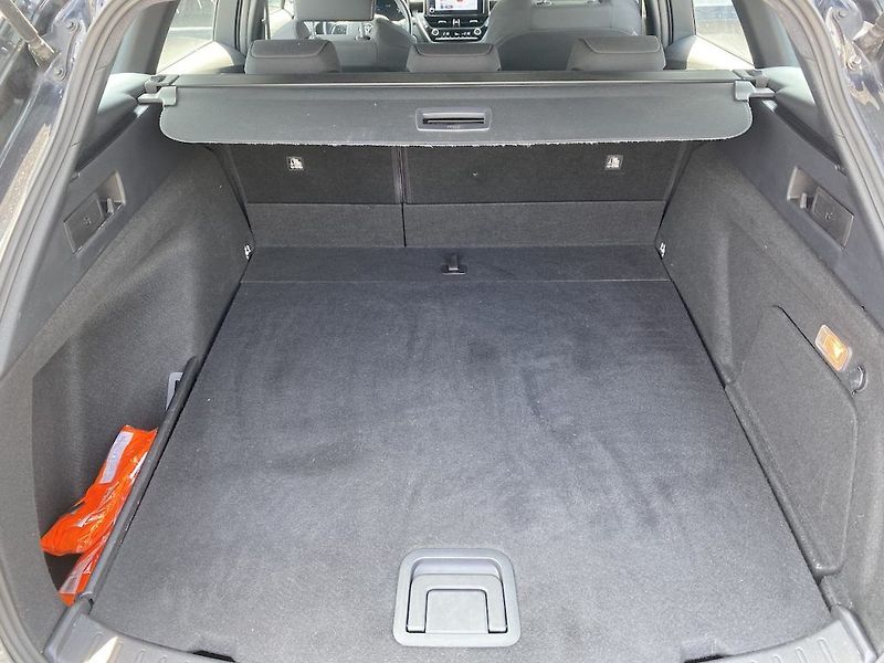 Toyota Corolla 2.0HSD, ČR-1m, ComTech, DPH - fotka 27 z 29