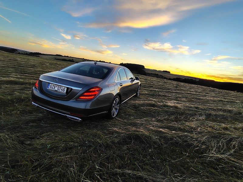 Mercedes-Benz Třídy S (2017) S400 - fotka 18 z 19