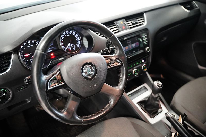 Škoda Octavia - fotka 5 z 6
