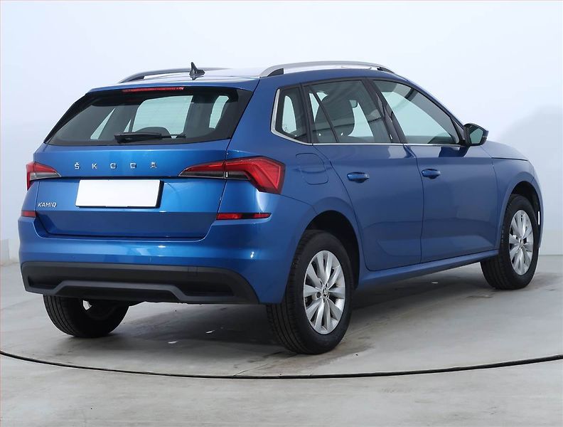 Škoda Kamiq (2022) 1.0 TSI, Tempomat - fotka 5 z 20