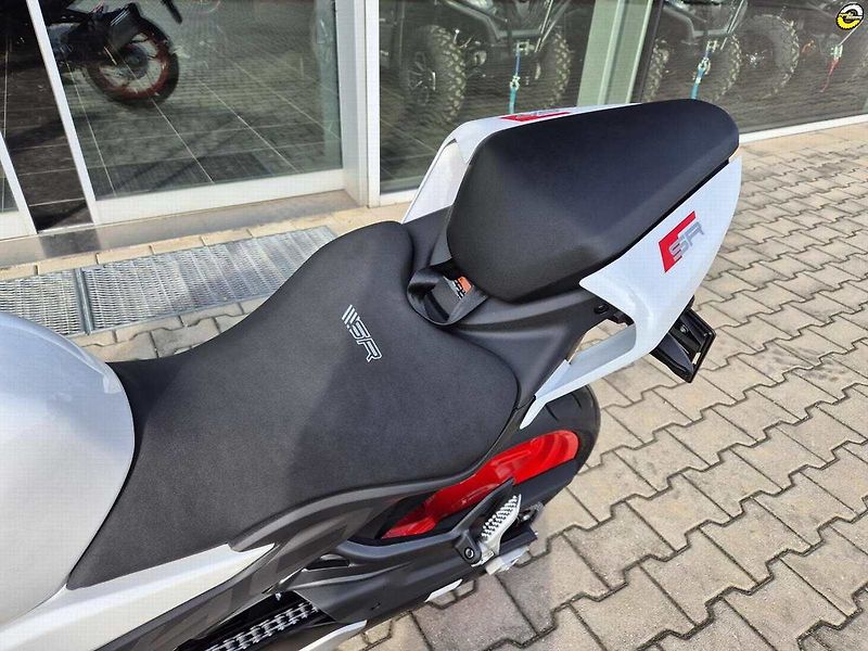 CFMOTO 450 SR (2026) - fotka 12 z 16