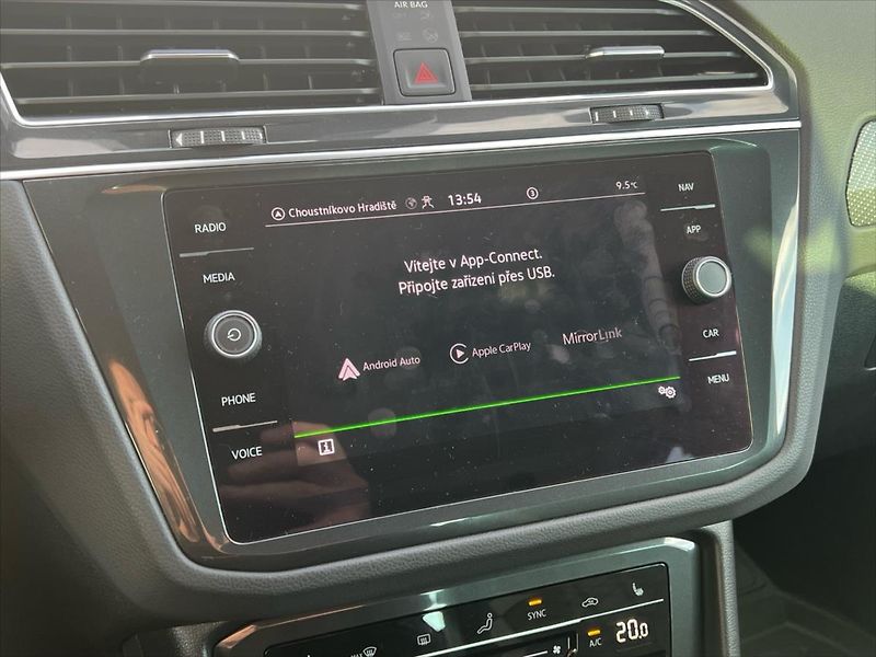 Volkswagen Tiguan 1,5 TSi 110 kW 7DSG R-LINE  RE - fotka 24 z 27