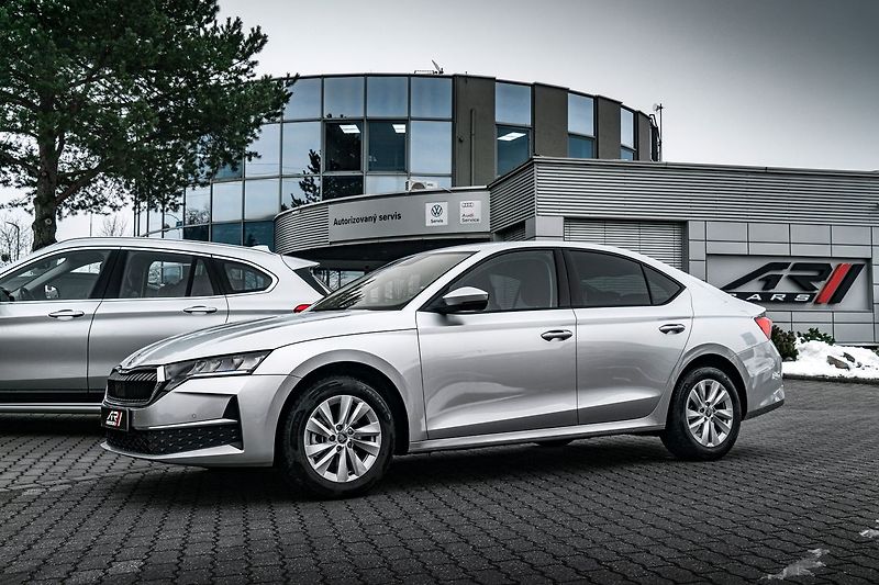 Škoda Octavia 1,5 M-HeV 110kW DSG LED - fotka 19 z 19