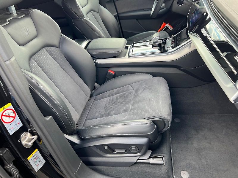 Audi Q7 (2025) S-LINE 50TDI 7MÍST TAŽNÝ DPH  - fotka 15 z 32