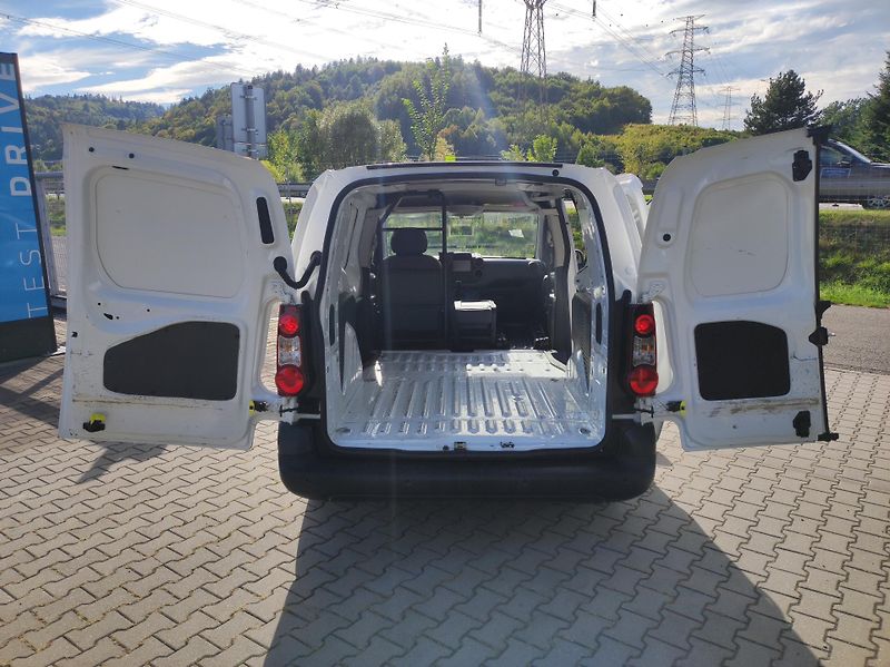 Citroën Berlingo (2016) Furgon L2 1.6 HDi 100k - fotka 21 z 22