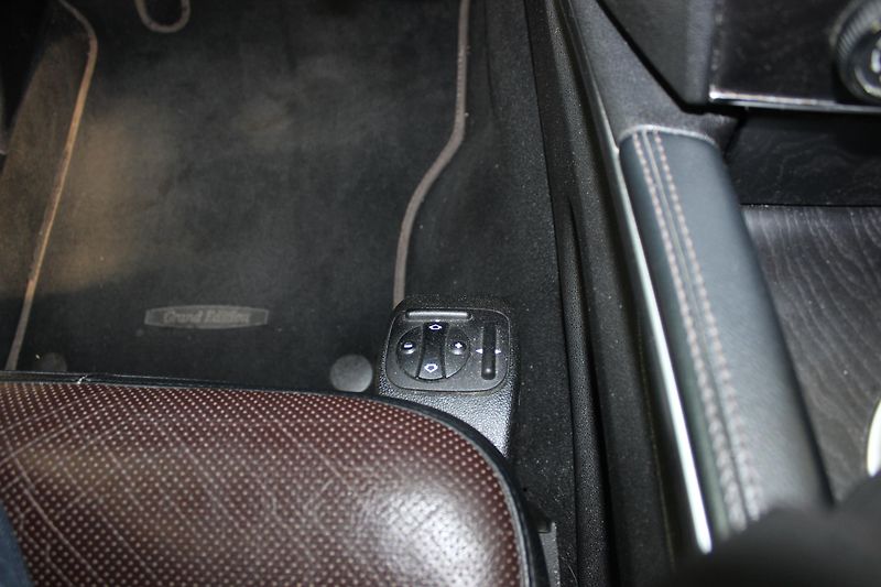 Mercedes-Benz GL (2012) 350CDi 4Matic,ČR,Grand Edition - fotka 14 z 19